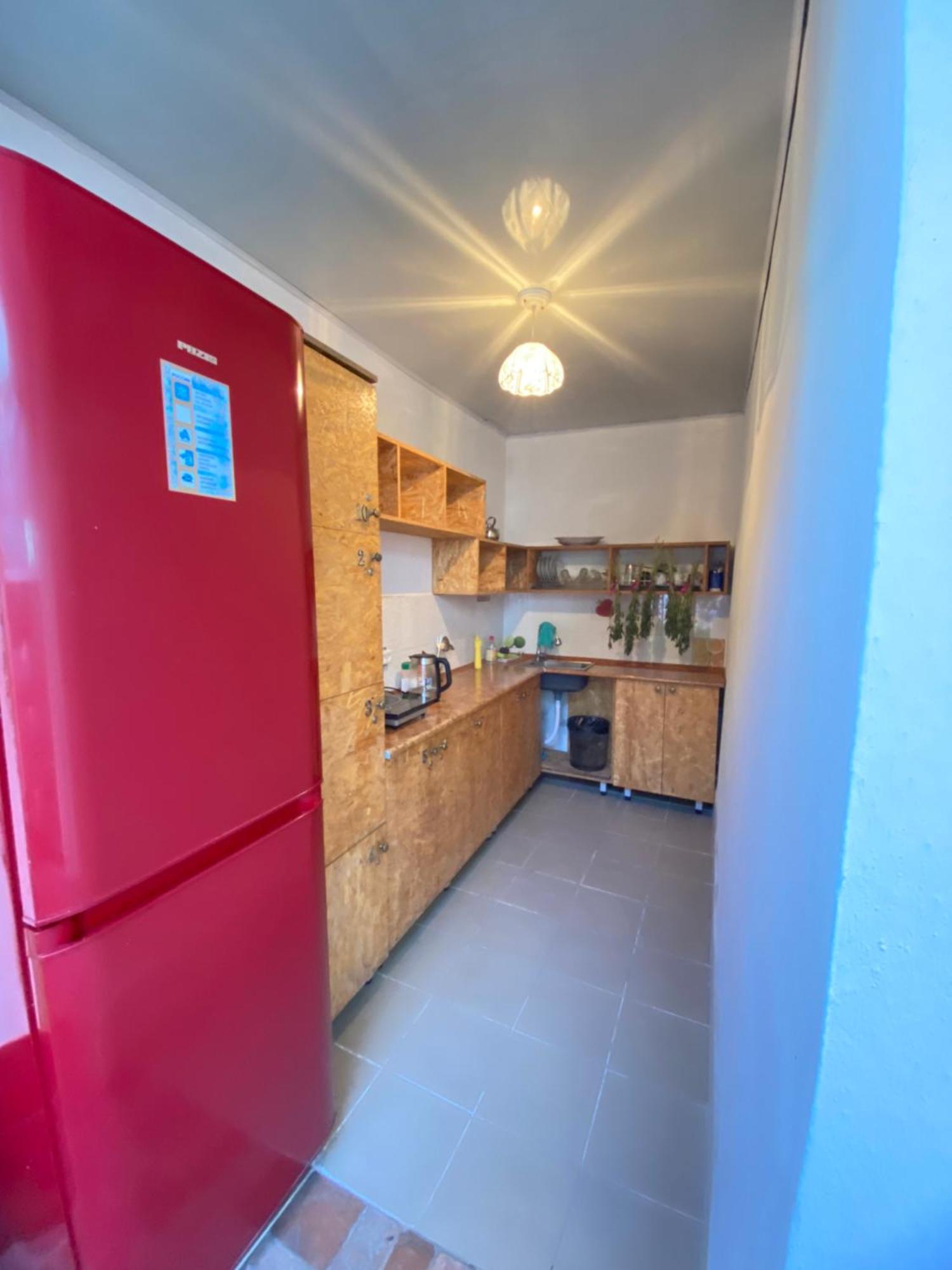 Osobyi Guest House Чолпон-Ата Екстериор снимка